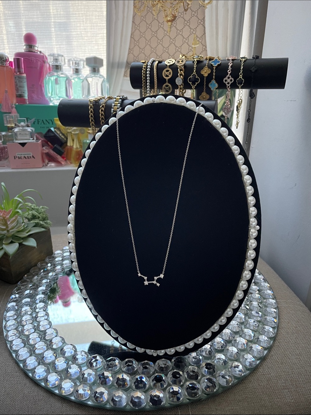✨Delicate Silvertone Constellation Necklace ✨Like New